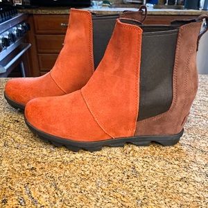 Sorel Joan of Arctic Chelsea wedge booties